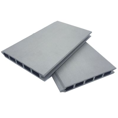 Tấm hàng rào WPC Coextrusion không thấm nước Gỗ nhựa tổng hợp cho trang trại thể thao sân vườn