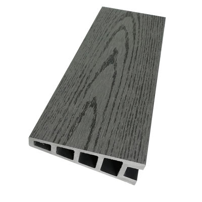 Tấm ốp tường WPC bằng gỗ được thiết kế bằng gỗ Eco Slat để trang trí sân sau