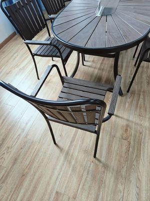 Xác định lại cuộc sống ngoài trời: Ghế & Bàn cao cấp WPC Garden