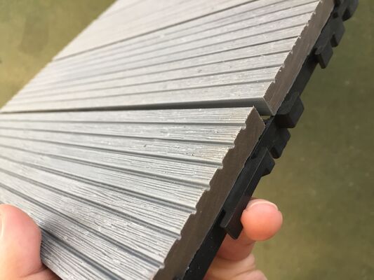 Gạch WPC tự khóa cho sân vườn, không cần dụng cụ, chống lỗi