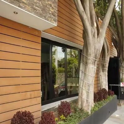 Chất lượng cao Chống nước ngoài trời Gỗ nhựa Composite Tấm ốp tường Trang trí Siding Co-Đùn Tấm ốp bên ngoài Biệt thự